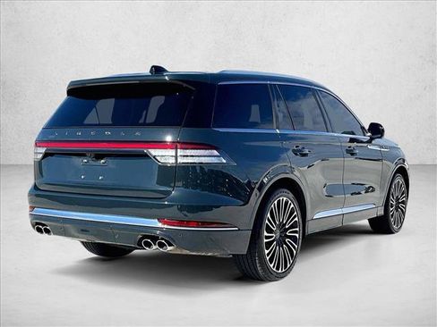 Used 2025 Lincoln Aviator Black Label image 2