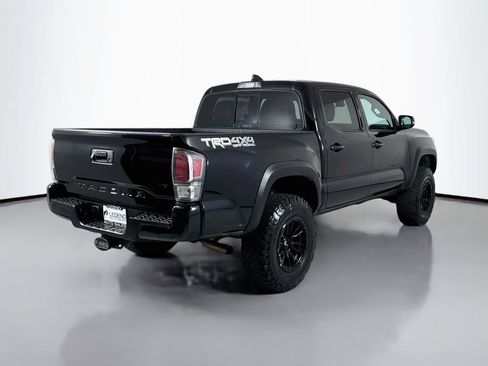 Used 2020 Toyota Tacoma TRD Off-Road w/ TRD Premium Off Road Package AWD/4WD image 5