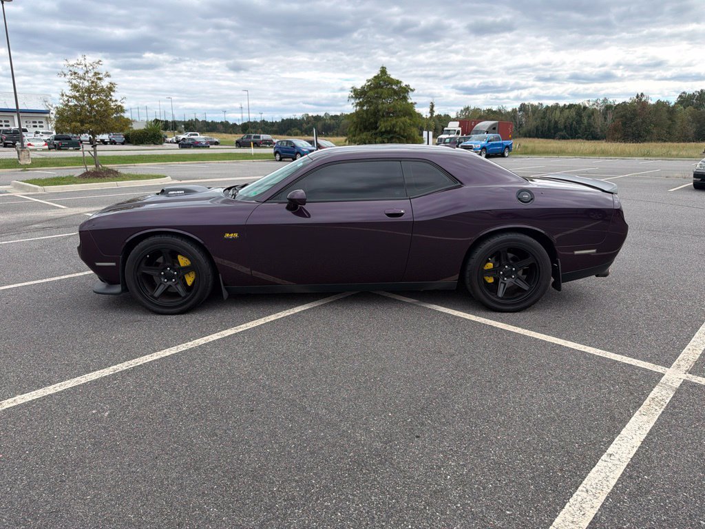 Used 2021 Dodge Challenger R/T w/ Shaker Package RWD image 4