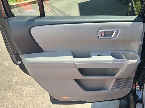 Used 2009 Honda Pilot EX-L image 12