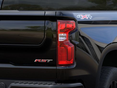 Used 2024 Chevrolet Silverado 1500 RST w/ Protection Package AWD/4WD image 35
