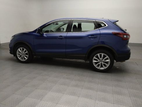 Used 2021 Nissan Rogue Sport S image 3