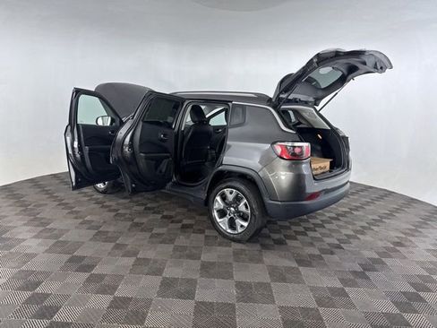 Used 2019 Jeep Compass Limited AWD/4WD image 20