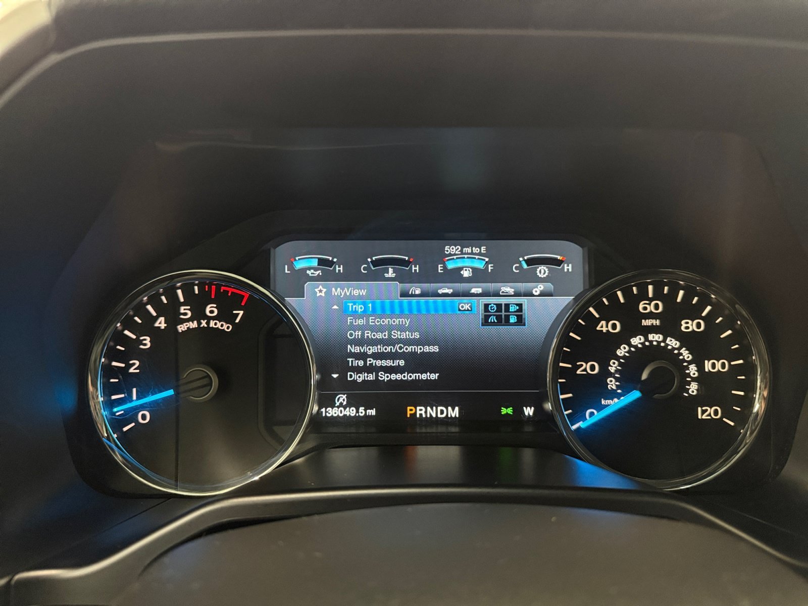 Used 2017 Ford F150 Lariat w/ Equipment Group 502A Luxury AWD/4WD image 29