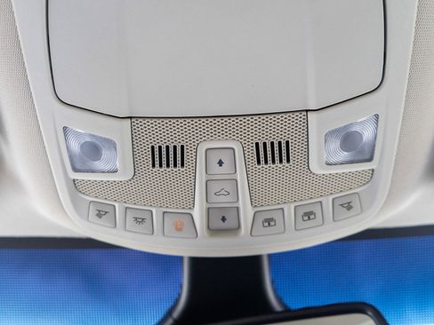 Used 2019 Ford Edge Titanium w/ Equipment Group 301A AWD/4WD image 24