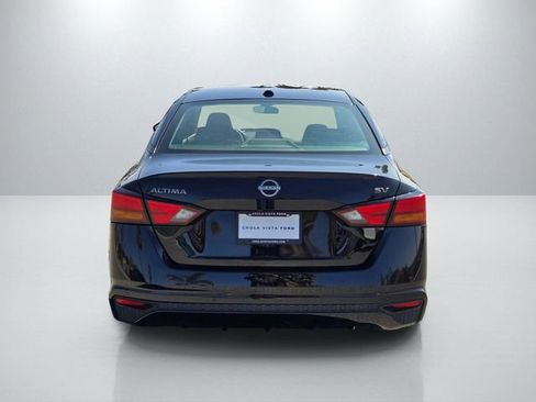 Used 2024 Nissan Altima 2.5 SV image 5