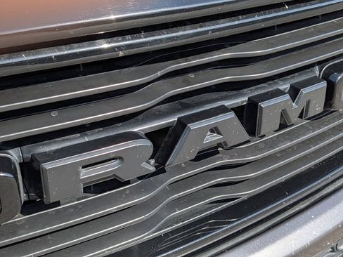 Used 2022 RAM 1500 Laramie AWD/4WD image 35