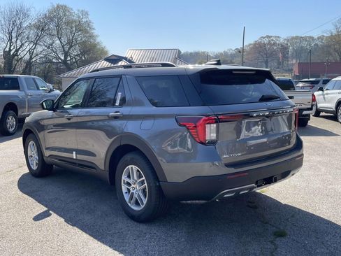 New 2026 Ford Explorer Active w/ Active Comfort Package RWD image 3