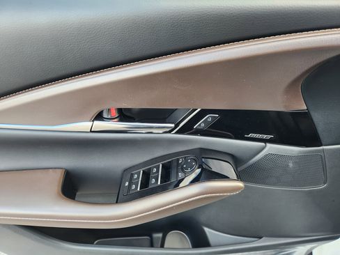 Certified 2025 MAZDA CX-30 AWD 2.5 S w/ Premium Package image 18