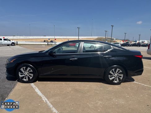 Used 2022 Nissan Altima 2.5 S FWD image 6