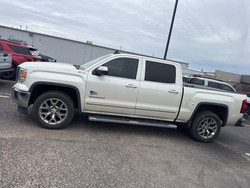 Used 2015 GMC Sierra 1500 SLT w/ SLT Crew Cab Value Package image 4