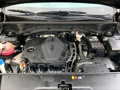 Used 2023 Kia Sorento LX image 30