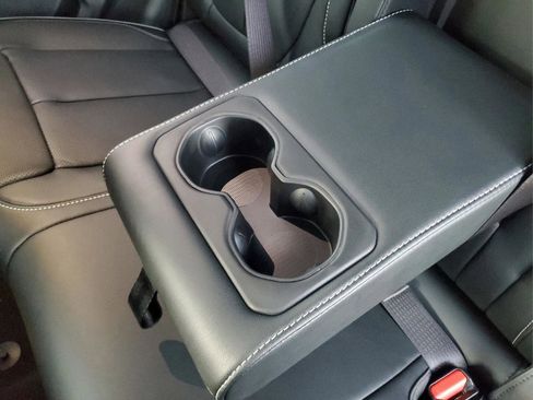 New 2025 Jeep Grand Cherokee Overland w/ Luxury Tech Group IV image 7