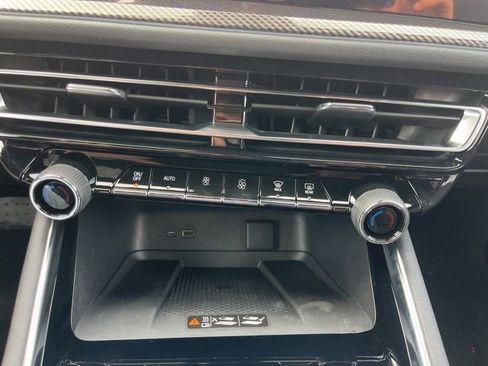 New 2026 Chevrolet Traverse High Country w/ LPO, Floor Liner Package FWD image 37