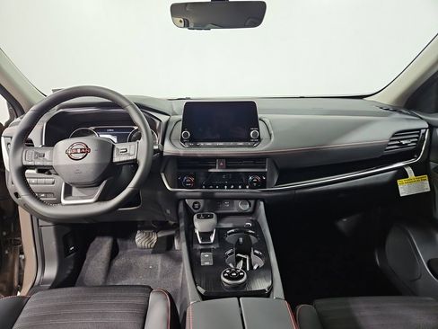 New 2026 Nissan Rogue SV w/ Rock Creek Premium Package AWD/4WD image 17