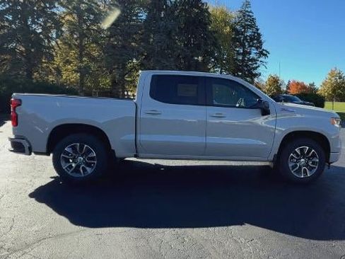 Used 2026 Chevrolet Silverado 1500 RST w/ Convenience Package II AWD/4WD image 9