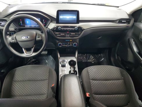 Used 2025 Ford Escape Active AWD/4WD image 14