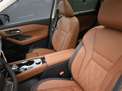 New 2026 Nissan Rogue Platinum w/ Platinum Premium Package image 33