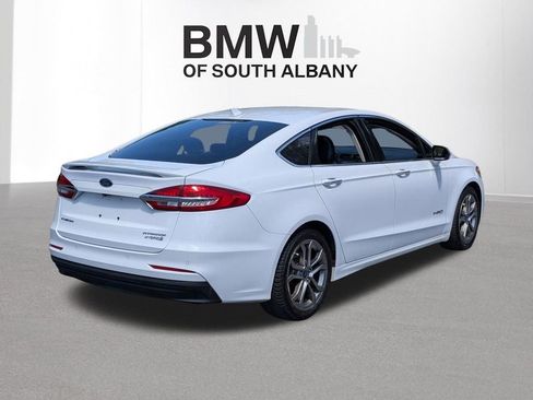 Used 2019 Ford Fusion Titanium FWD image 5