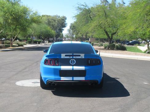 Used 2014 Ford Mustang Shelby GT500 w/ Equipment Group 821A RWD image 12