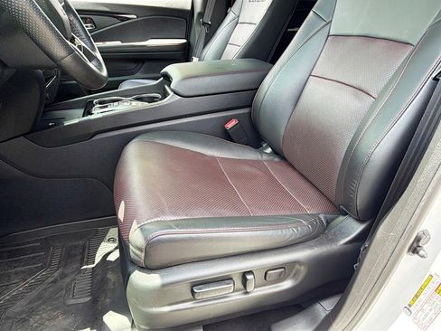 Used 2024 Honda Ridgeline Black Edition image 32