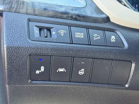 Used 2017 Hyundai Santa Fe Sport w/ 2.0T Ultimate Tech Package 05 image 35