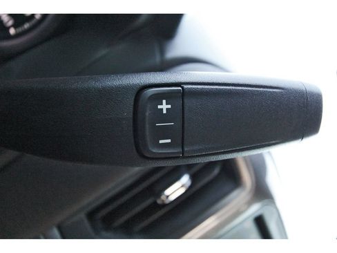Used 2023 Chevrolet Silverado 1500 Custom RWD image 17