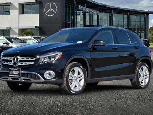 Certified 2020 Mercedes-Benz GLA 250 4MATIC w/ Premium Package image 8