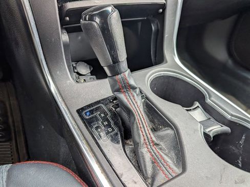 Used 2017 Toyota Camry SE image 11