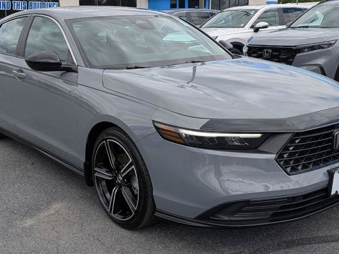 Certified 2025 Honda Accord Sport image 5