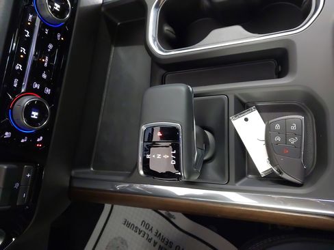 Used 2025 Chevrolet Silverado 1500 High Country w/ High Country Premium Package image 21