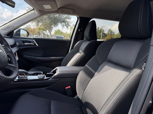 New 2026 Mitsubishi Outlander ES FWD image 29