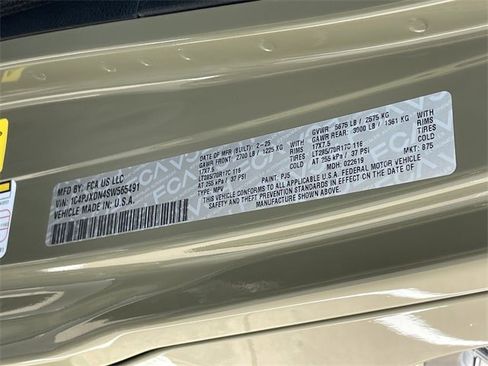 Used 2025 Jeep Wrangler Willys image 31