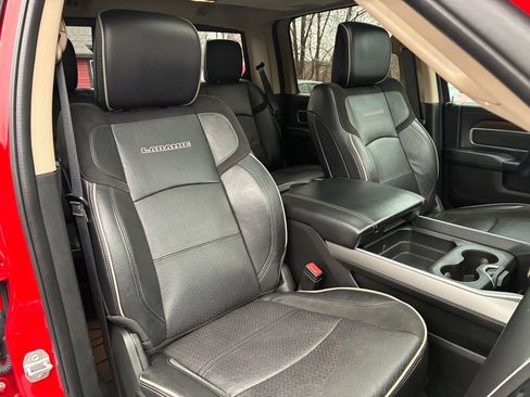 Used 2022 RAM 3500 Laramie image 29