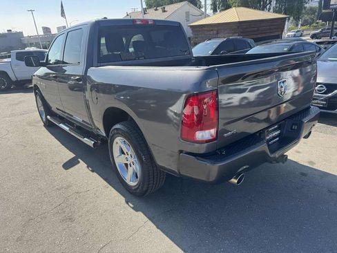 Used 2017 RAM 1500 Express image 8
