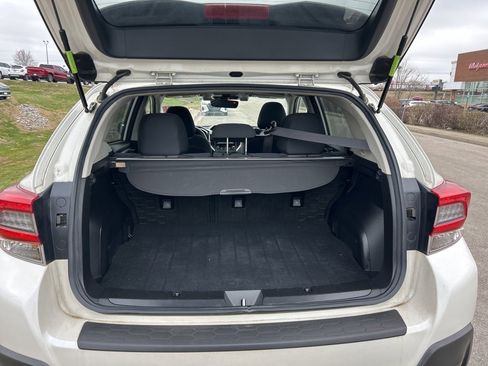 Used 2022 Subaru Crosstrek 2.0i Premium w/ Moonroof Package image 12