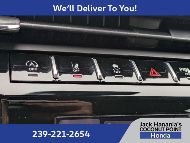 Used 2024 Jeep Grand Cherokee Laredo X w/ Trailer Tow Package AWD/4WD image 33