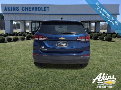 Certified 2022 Chevrolet Equinox LS w/ LS Convenience Package FWD image 7