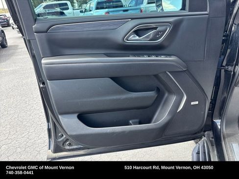 Used 2024 GMC Yukon SLT AWD/4WD image 18
