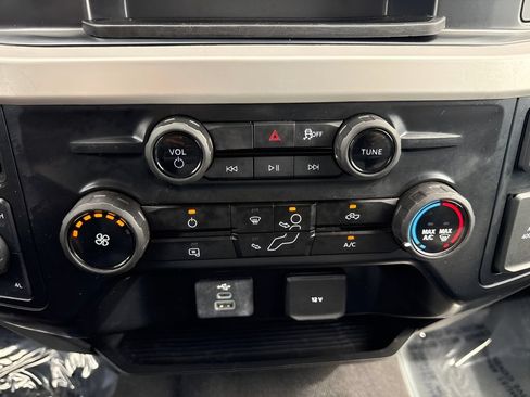 Used 2025 Ford F350 XLT AWD/4WD image 18