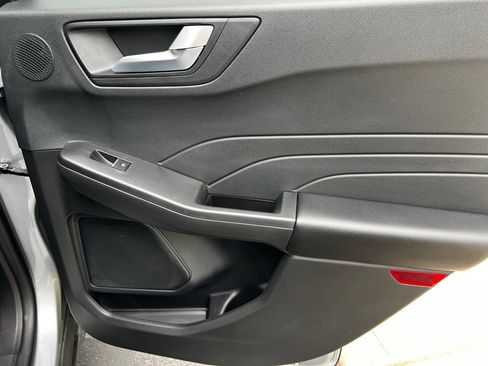 Used 2023 Ford Escape Active w/ Tech Pack #2 AWD/4WD image 37
