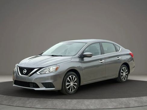 Used 2018 Nissan Sentra S image 7