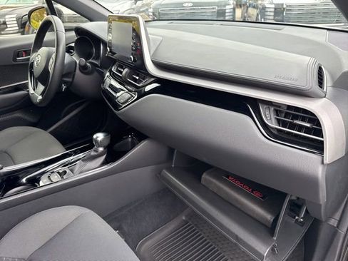 Used 2022 Toyota C-HR Nightshade image 24