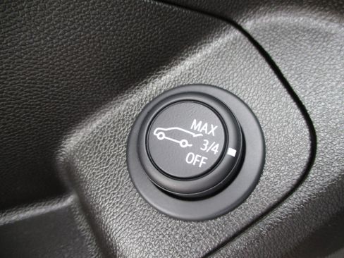 Used 2024 GMC Terrain SLE w/ Driver Convenience Package AWD/4WD image 35