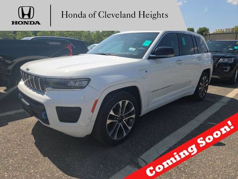 Used 2023 Jeep Grand Cherokee Overland AWD/4WD image 1
