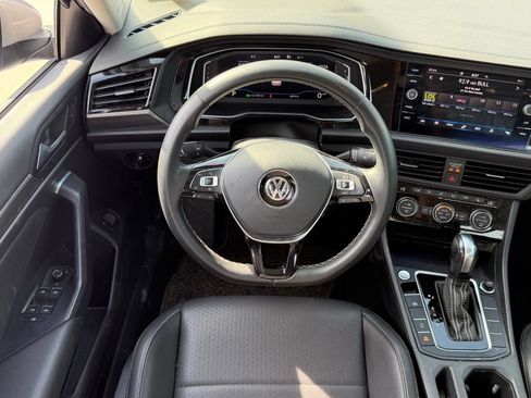 Used 2021 Volkswagen Jetta SEL FWD image 10
