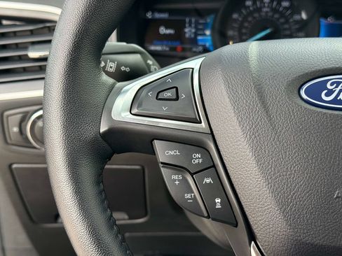 Used 2023 Ford Edge SEL AWD/4WD image 30