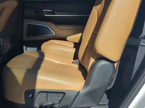 Used 2021 Kia Telluride SX w/ Towing Package image 17