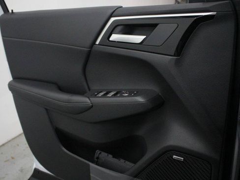 New 2026 Mitsubishi Outlander LE FWD image 15