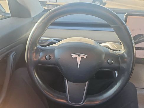 Used 2018 Tesla Model 3 Long Range RWD image 15